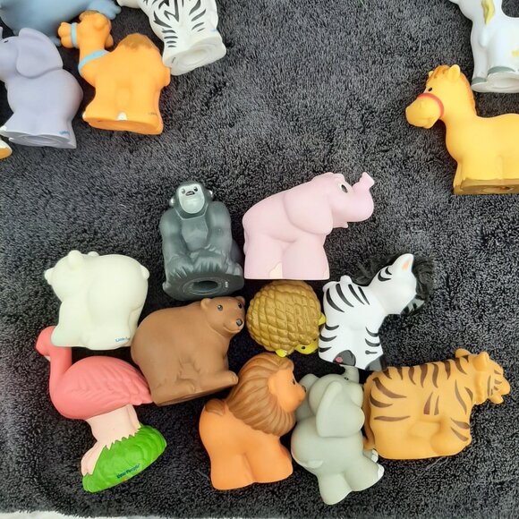 Fisher Price Zoo Animals - Picture 2 of 6